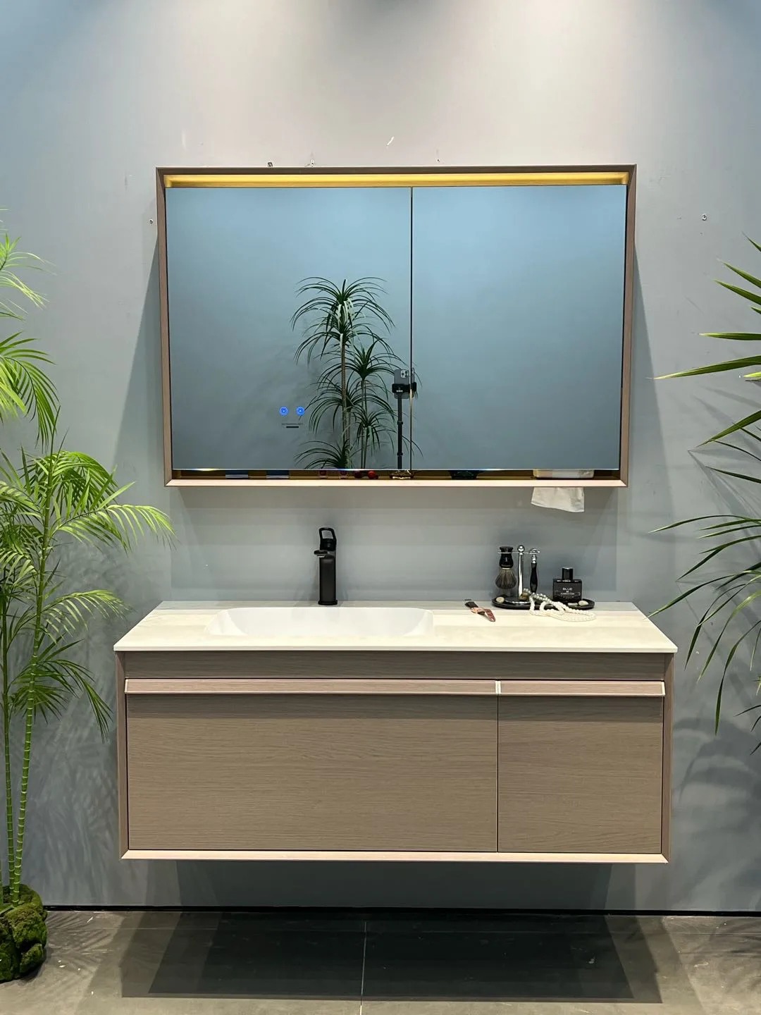 S608 modern wall-hung bathroom vanity for showroom display, 80 to 120 cm